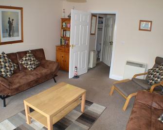 Stunning Creek Views, Ideal For Exploring This Beautiful Island - Ryde - Living room