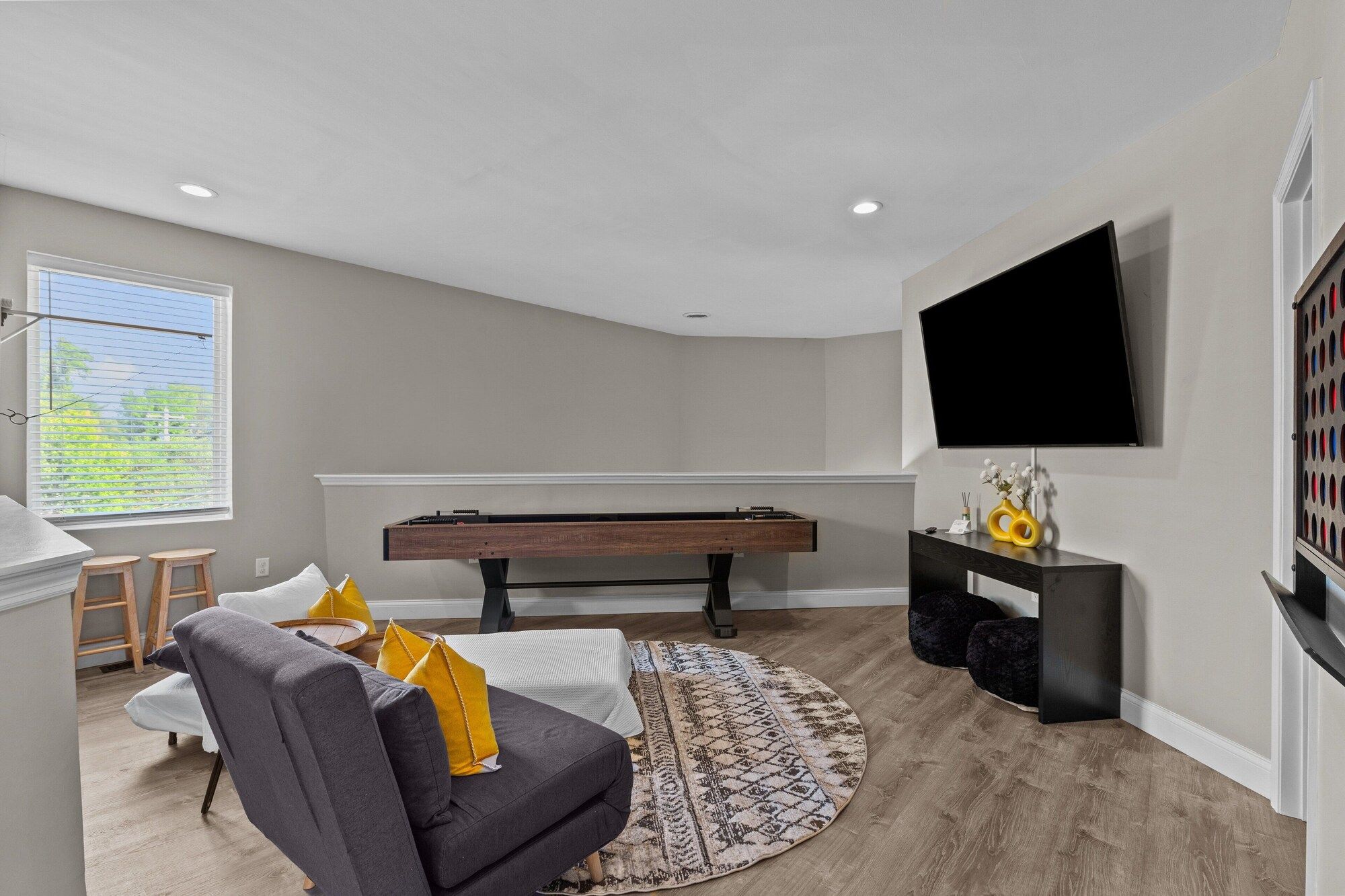 West End Whimsy | Jz Vacation Rentals - San Luis - Sala de estar