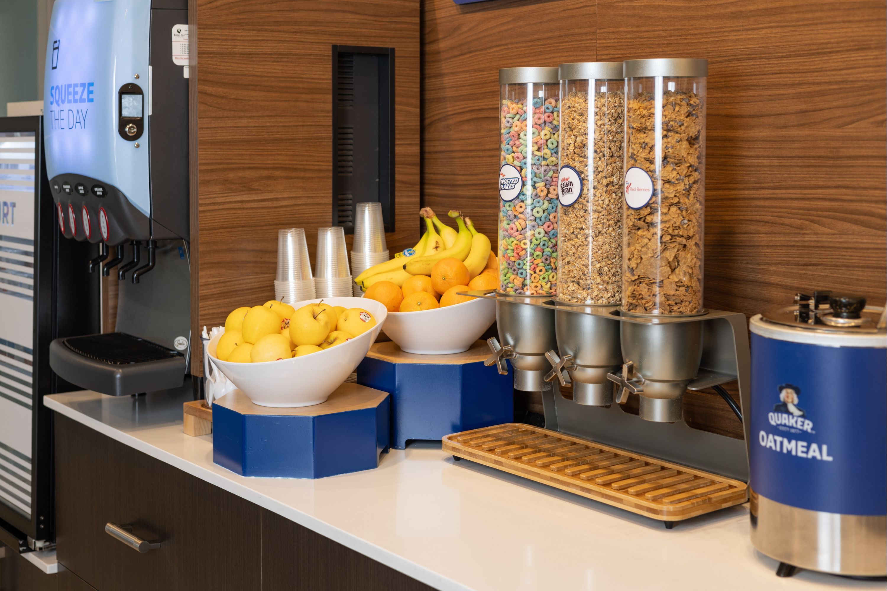 Holiday Inn Express & Suites Bourbonnais East - Bradley By IHG - Bourbonnais - Buffet