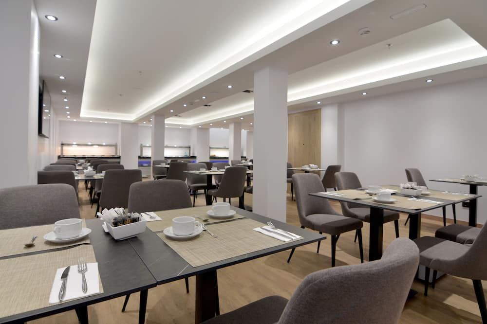 AHM Aparthotel Marcenado - מדריד - מסעדה