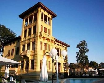 Villa Moorings - Barga