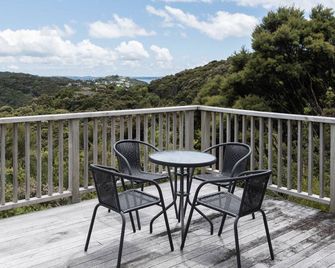 Skipper's Haven - Opua Holiday Home - Opua - Balcony