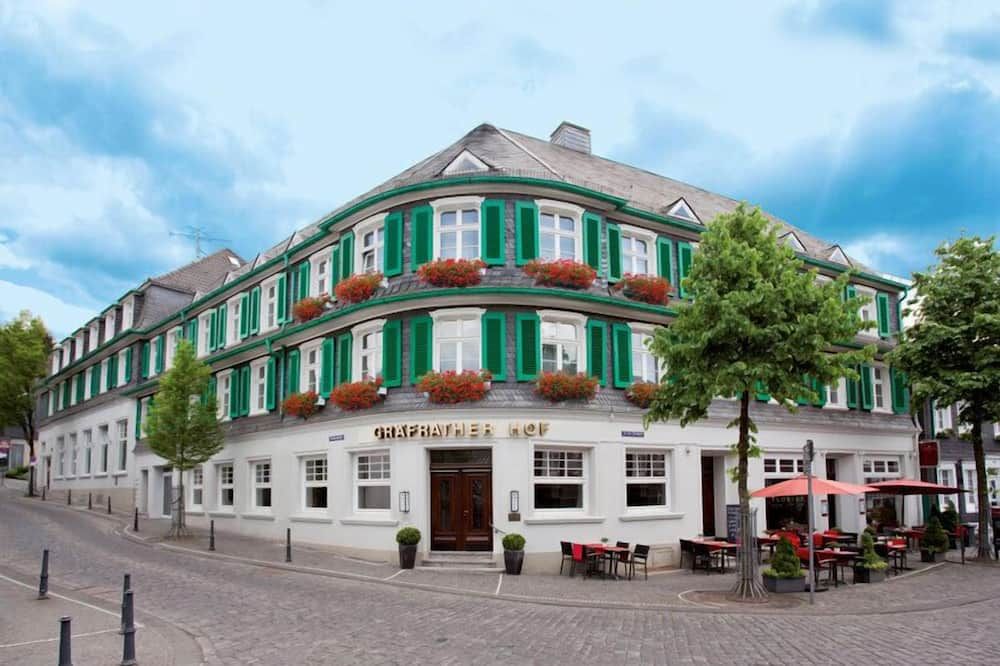 Hotel Gräfrather Hof - Solingen - Bâtiment