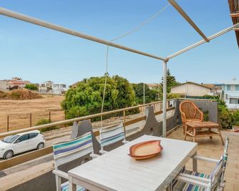 Amazing Apartment In Santa Croce Camerina - Santa Croce Camerina - Balcon