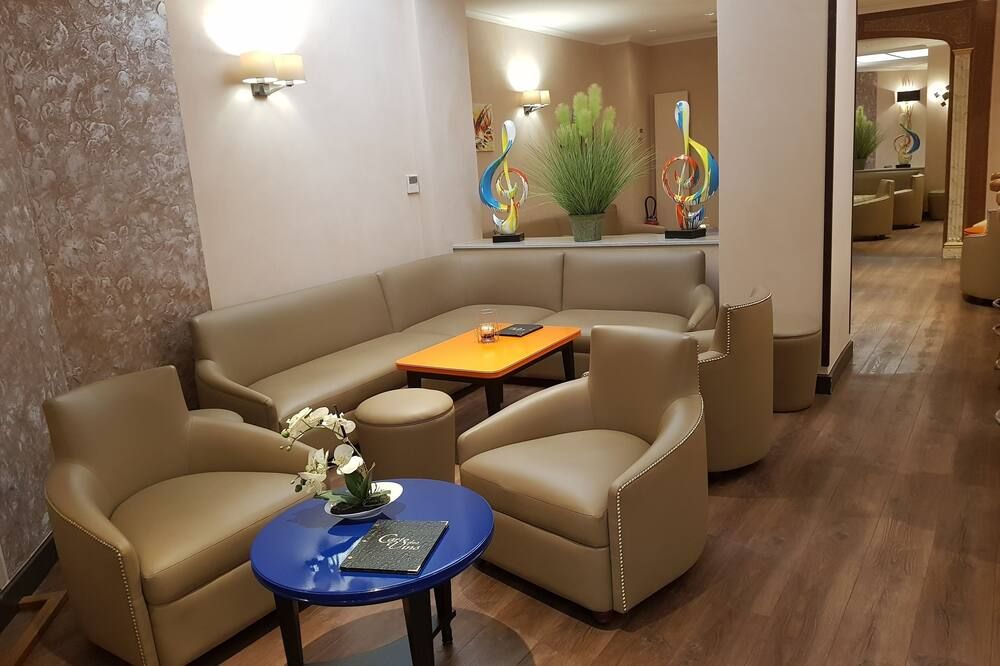 فندق شامبيري إليزيه - باريس - ردهة