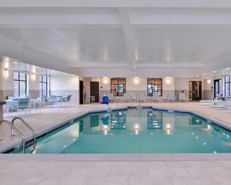 Homewood Suites by Hilton - Des Moines Airport - דה מואן - בריכה