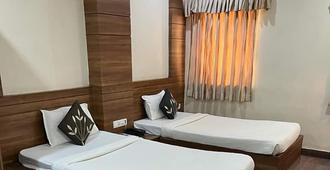 Hotel Ken - Ranchi - Camera da letto