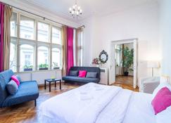 Royal Road Residence - Prag - Schlafzimmer