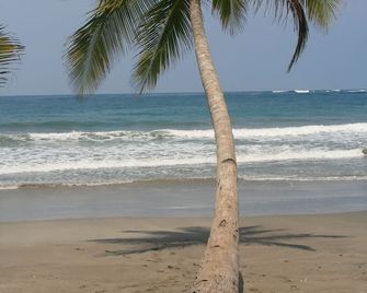 Secluded Mountain Top House With Nature All Around - Nosara - Playa