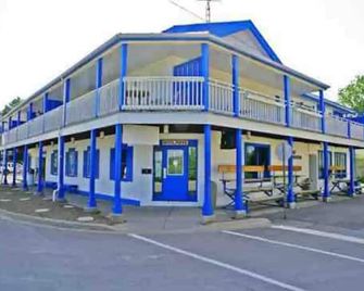 Historical King George Inn 7 - Niagara-on-the-Lake - Building