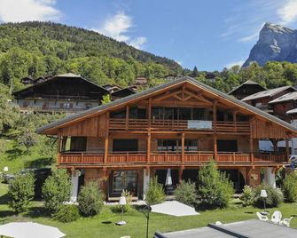 Hôtel Le Gai Soleil - Samoëns - Gebäude