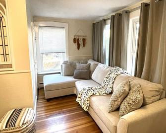 3B apt Downtown Ipswich - Ipswich - Living room