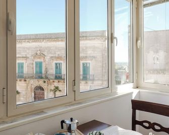 Bed&bread Piazza 'nzegna - Carovigno - Balkon