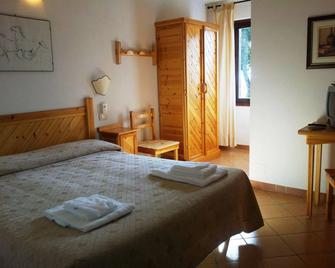 Agriturismo Zugarelli - Anguillara Sabazia - Bedroom