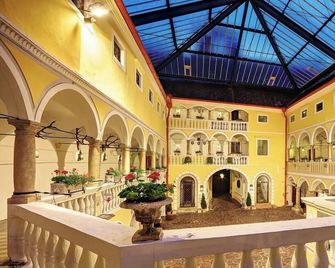 Pytloun Schlosshotel Weikersdorf - Baden bei Wien