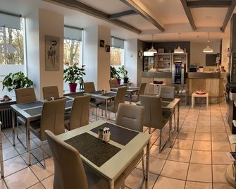 Agena - Brest - Buffet