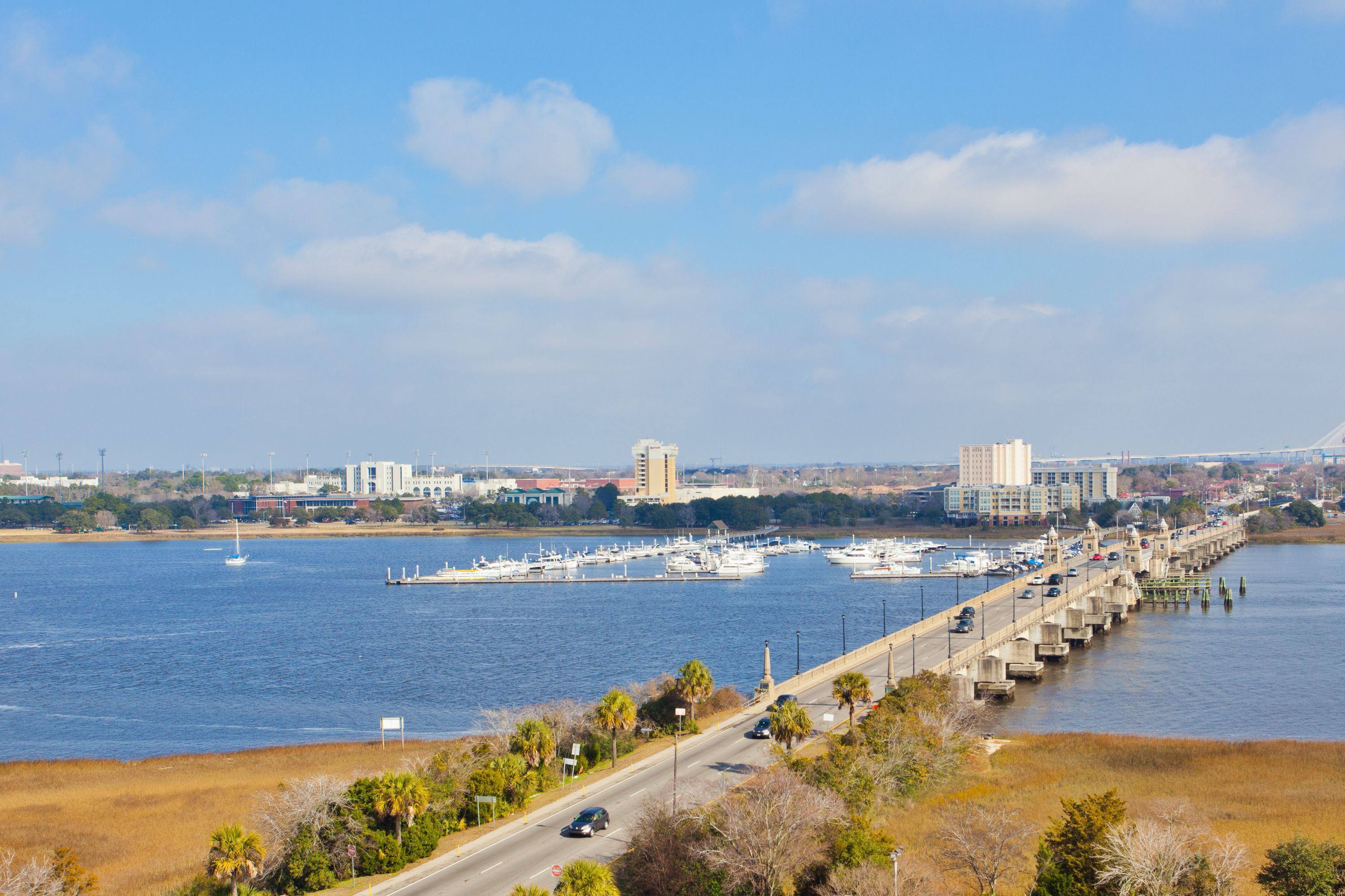 Holiday Inn Charleston-Riverview By IHG - צ'רלסטון - בניין