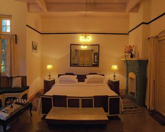 Welcomheritage Judge's Court - Pālampur - Bedroom