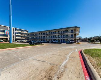 Motel 6 Dallas - Garland - Garland - Rakennus