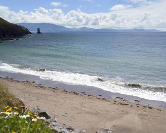 An Serrach 3 Bedroom Home Vrbo - Castlegregory - Strand