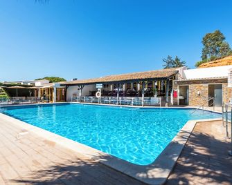 Hotel Pinhal do Sol - Quarteira - Pool