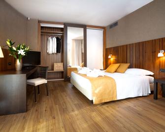 Hotel Viest - Vicenza - Yatak Odası