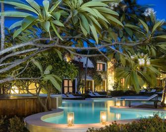 My Blue Hotel - ז'יז'וקה דה ז'ריקואקוארה - בריכה