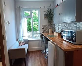 Haydn House - Glastonbury - Cocina