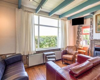 Holiday Home Nieuwvliet-Bad near Beach - Nieuwvliet - 客廳