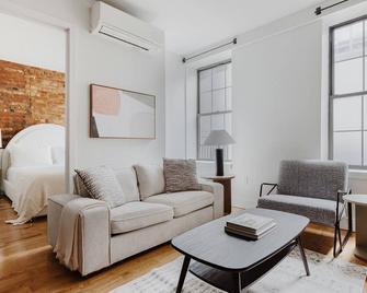 Blueground | Downtown Brooklyn, gym, roof, AC - New York - Living room