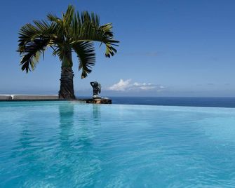 Vue Exceptionnelle Sur Le Lagon, Sunsets - 라 살린-레-뱅 - 수영장