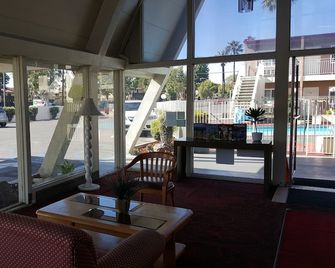 Willow Tree Lodge - Fullerton - Lobby