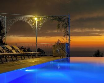 Roots Resort - Kobuleti - Piscina