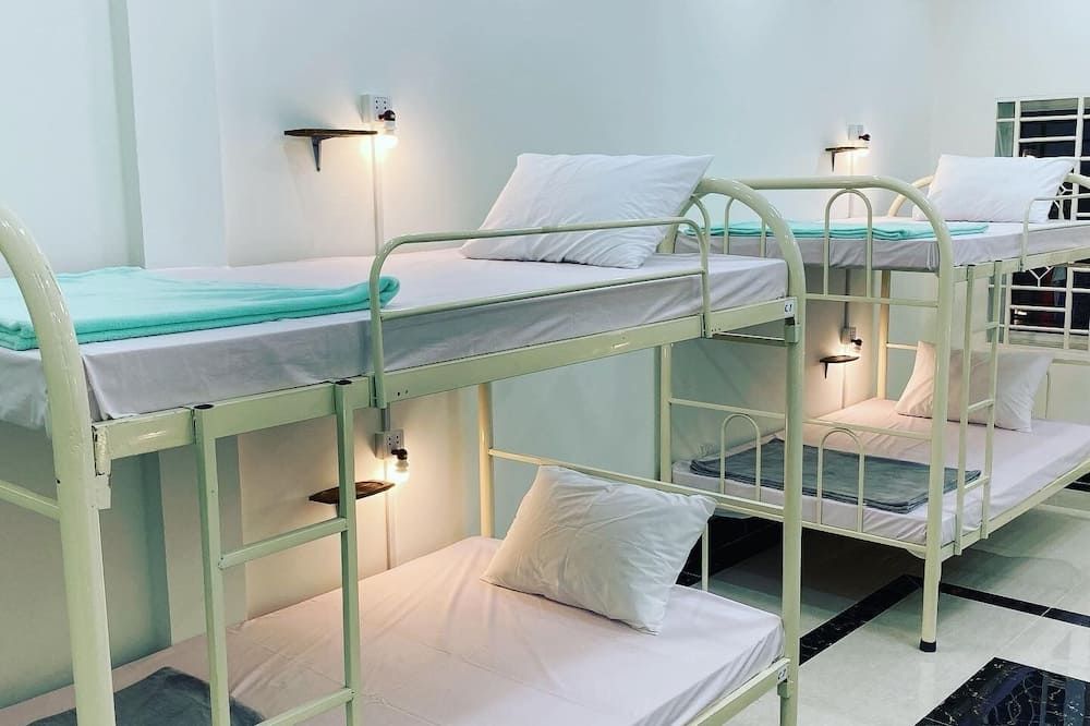 Guesthouse Sagami Cambodia - Hostel - פנום פאן - חדר שינה