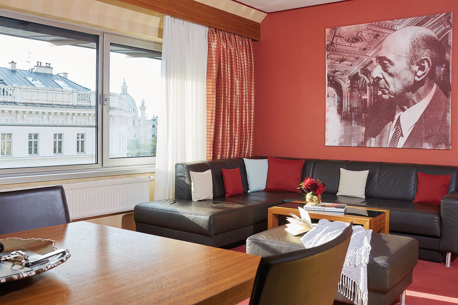 ليفينج هوتل آن دير أوبر