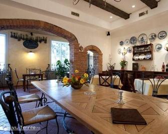 Piazzetta Bacau - Bacău - Dining room