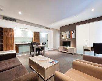 Embassy apartment North Terrace. - Adelaide