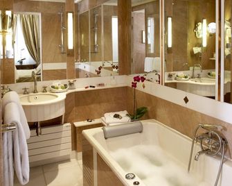 Gavarni - París - Baño