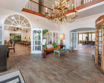 Best Western Plus Hill House - בייקרספילד - לובי