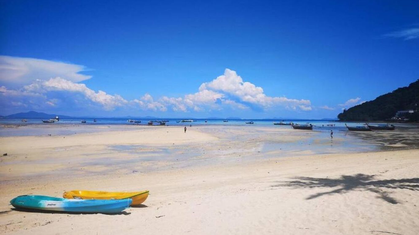 Phi Phi Ba Kao Bay Resort