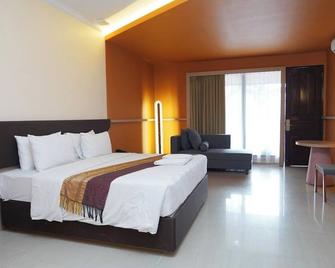 بي دي آي تاون هاوس هوتل آند ريزيدنس باليكبابان - باليكبابان - غرفة نوم