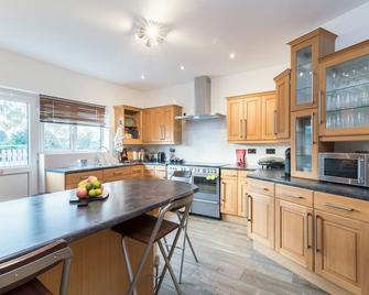 Mountsorrel House - Spacious 5bed in Leicester Ideal for Families and Contractors - Mountsorrel - Kitchen