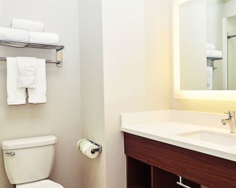 Holiday Inn Express & Suites Corona By IHG - Corona - Bad