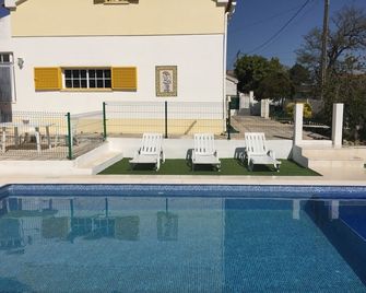 Casa Vila Sao & Pompeia - Sesimbra - Zwembad