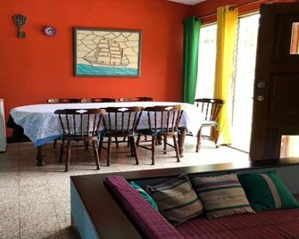 In the middle of everything ! - Escuintla - Dining room