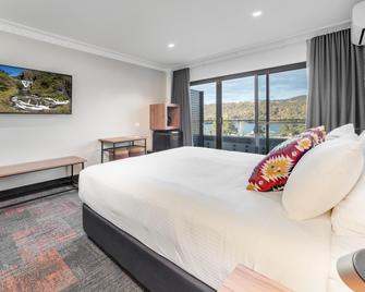 Banjo Paterson Inn - Jindabyne - Schlafzimmer