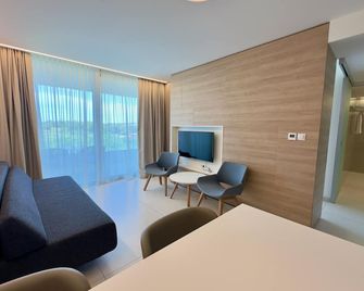 Joel Hotel - Novalja