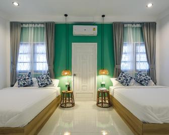 Yindee Travellers Lodge - Nan - Schlafzimmer