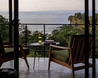 Sumba Lodge - Manuel Antonio - Balcón