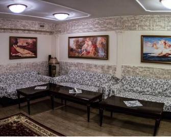 Au Rooms - Novokuznetsk - Living room